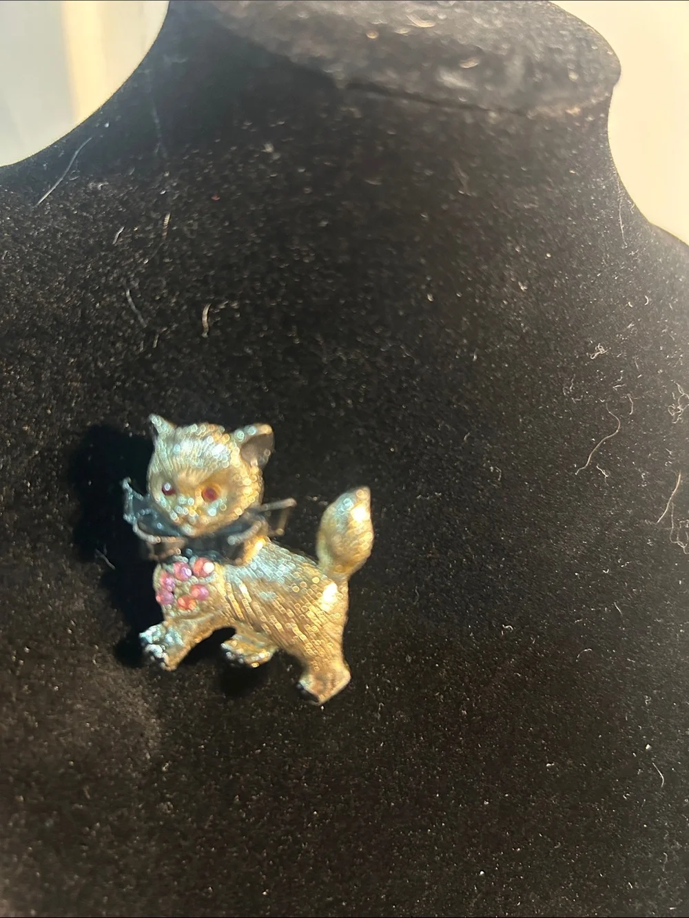 Gold-Tone Cat Pin Brooch with Pink Gem Accents